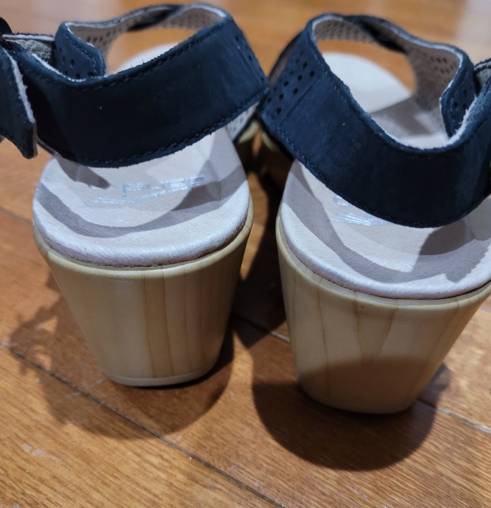 Dansko black leather wedge slingback sandals size  37  7 - Picture 4 of 8